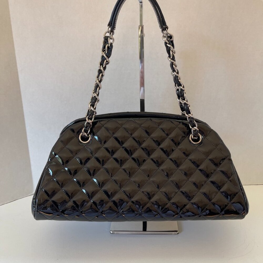 Chanel Black Vernis Matelasse - Black Patent Women's Shoulder Bag (108861) - Picture 2 of 12